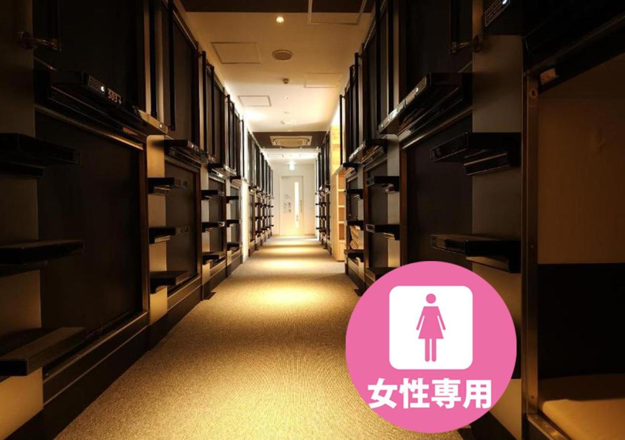 Acro Capsule Hotel Namba Dotonbori Osaka Exterior foto