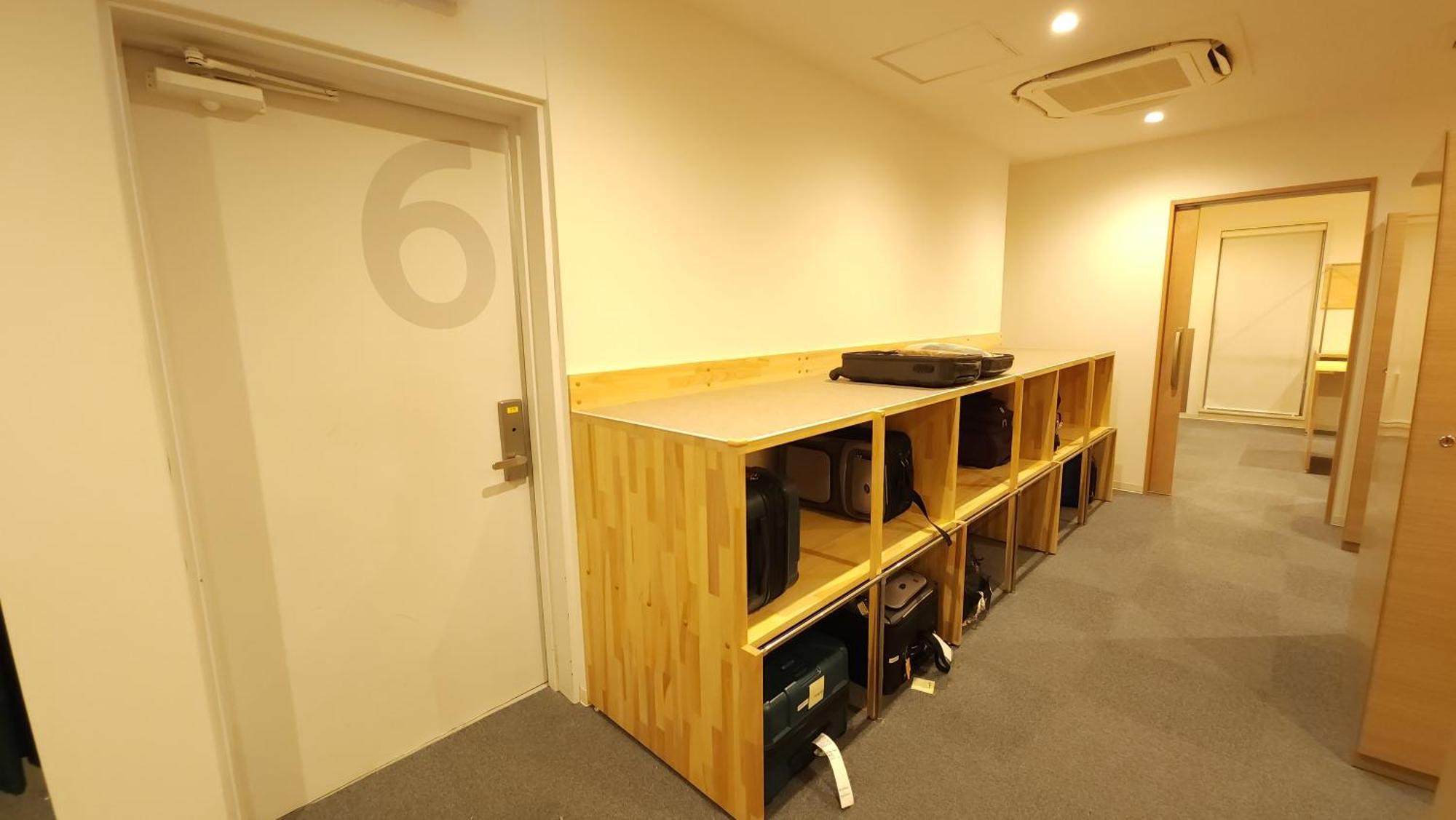 Acro Capsule Hotel Namba Dotonbori Osaka Exterior foto